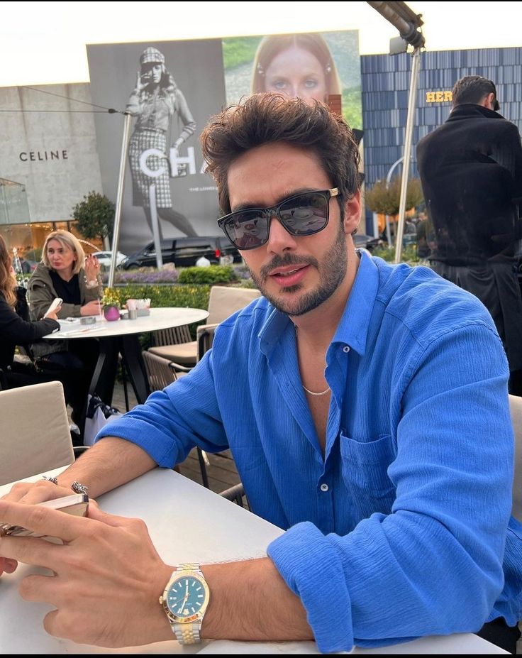 <em>Alex Martín</em>